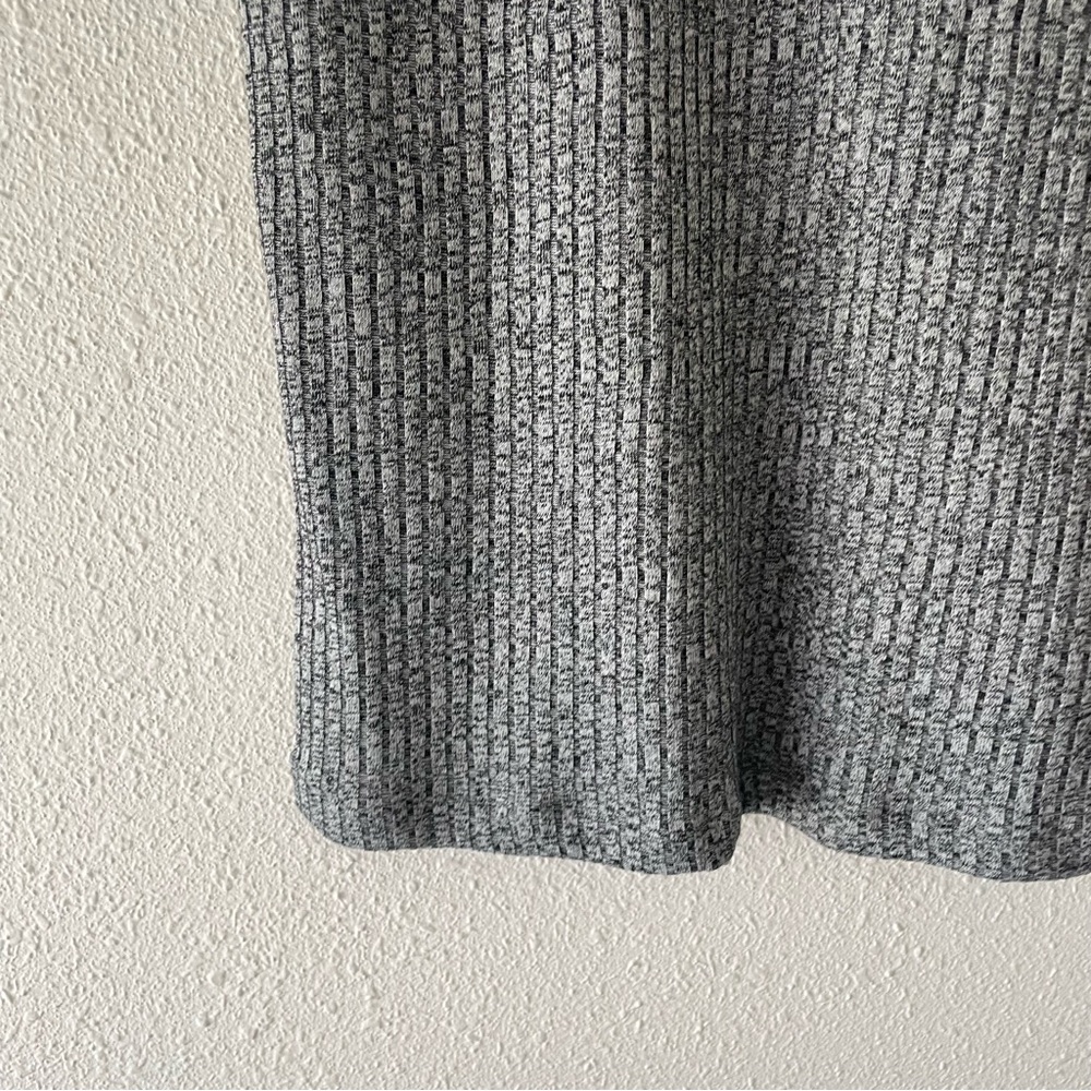 Men’s Sweater - Picture 8 of 12